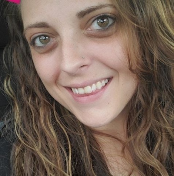 Meet your Posher, Rae - Picture 1 of 1